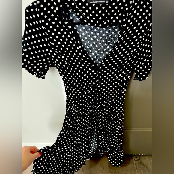 Zara Dress - Picture 1 of 2